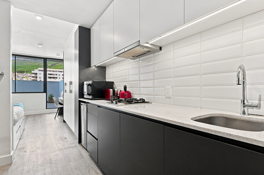 1 Bedroom Property for Sale in Woodstock Western Cape